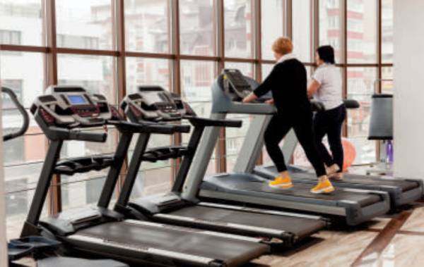  star-right-infinity Gymnasium