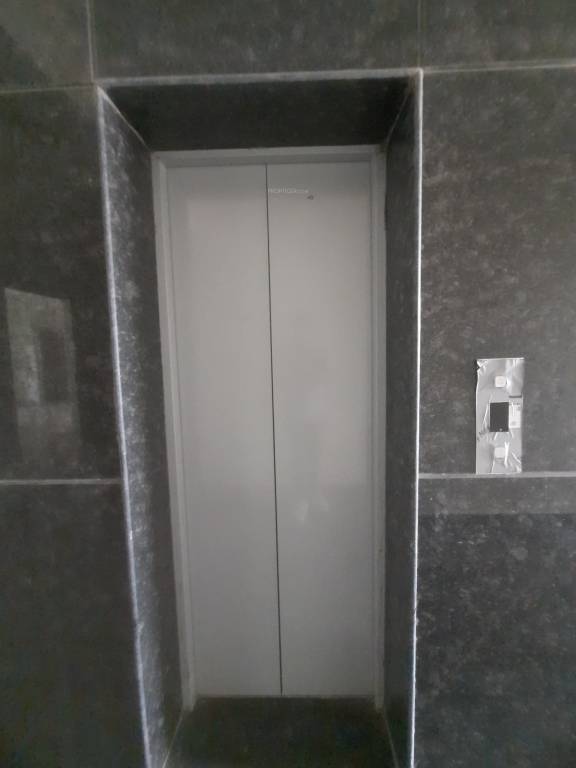  sri sai elite Lift(s)