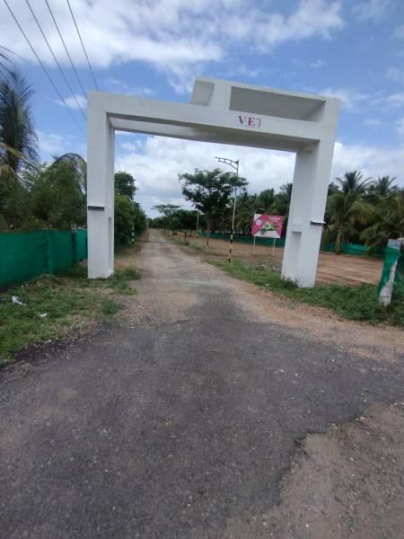 Gated Community avenue Gated Community