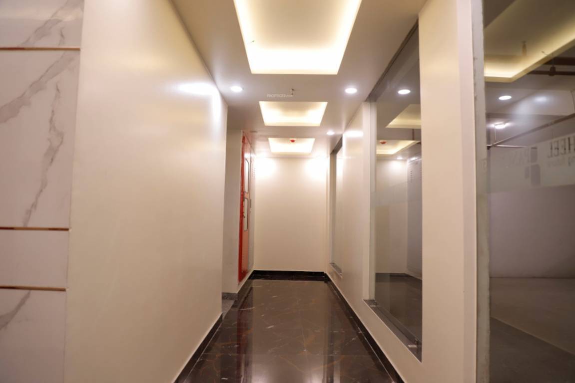  greens ii tower d1 d2 and e5 Lobby