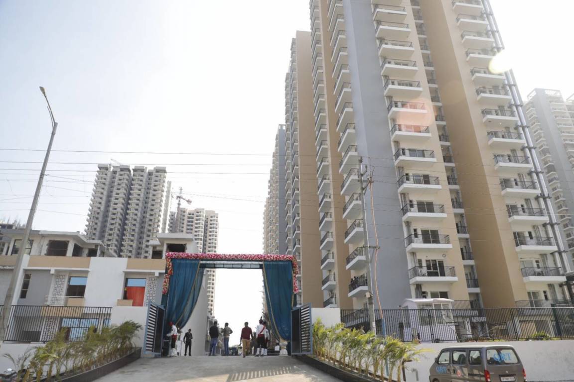 greens ii tower e6 e7 d3 and d4 Gated Community