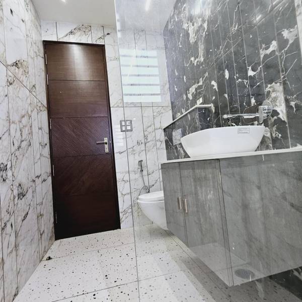 Bathroom ultra-smart-floor Bathroom