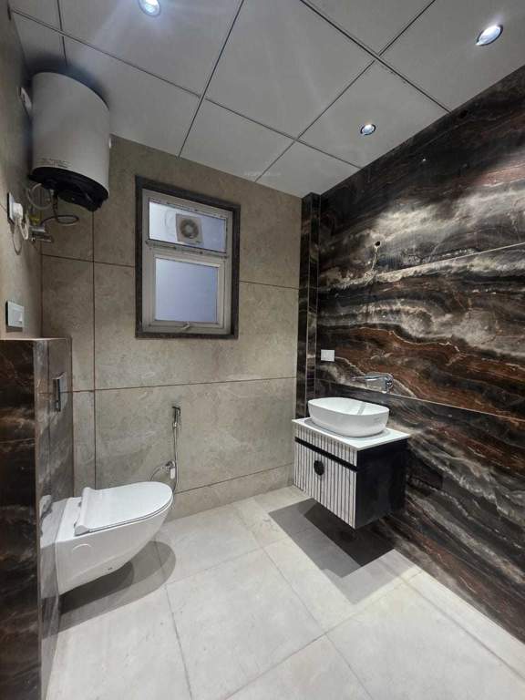  independent floors Bathroom