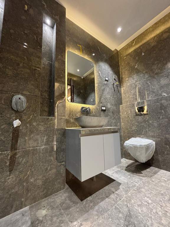  independent floors Bathroom