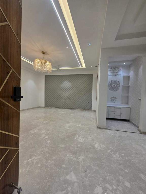  independent floors Living Area