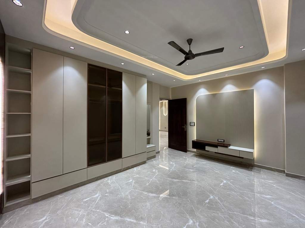  independent floors Living Area