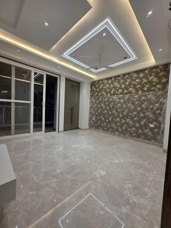  independent floors Living Area