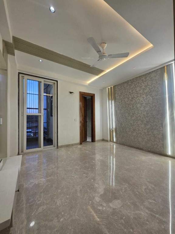  independent floors Living Area