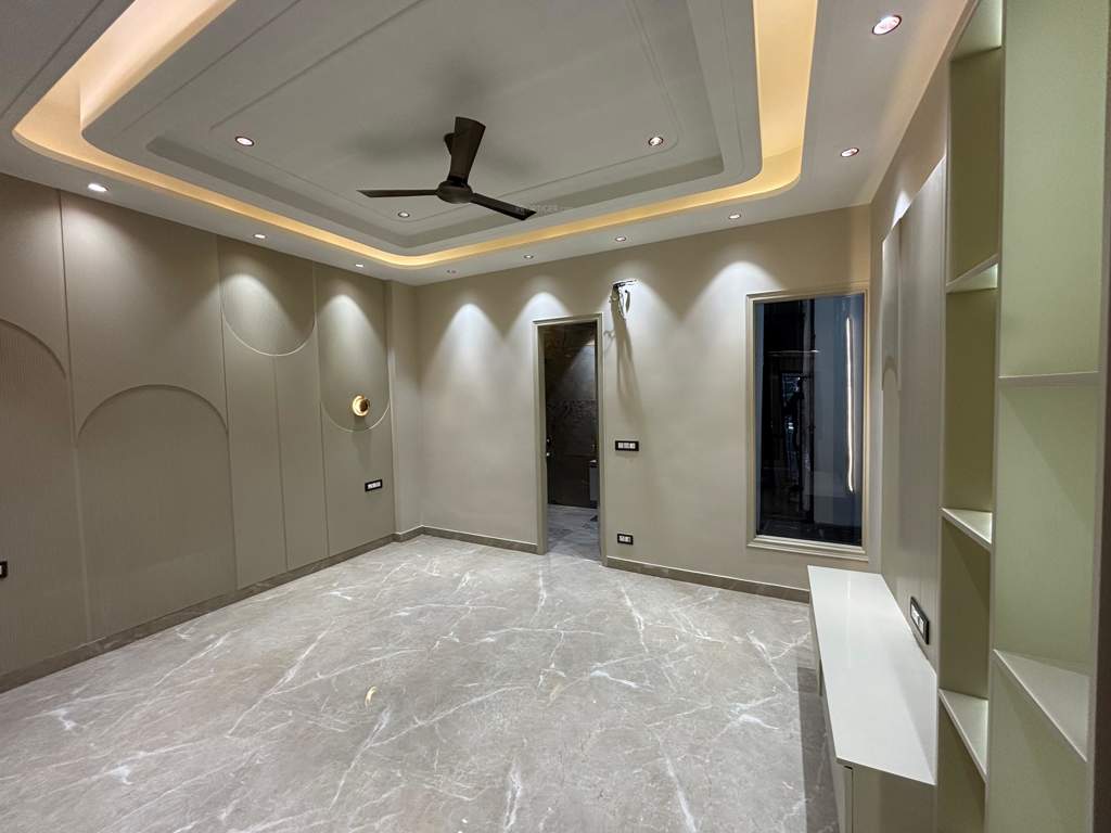  independent floors Living Area