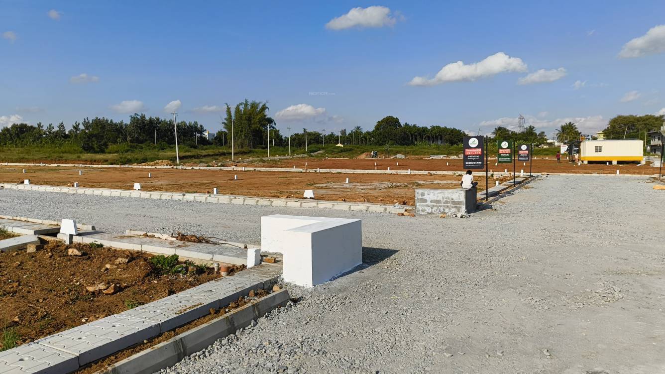  sai samruddhi enclave Plot