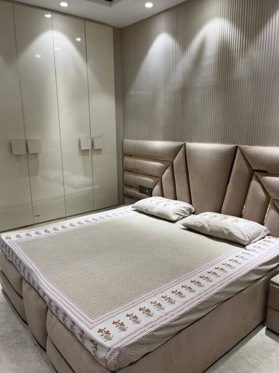  luxury floors Bedroom