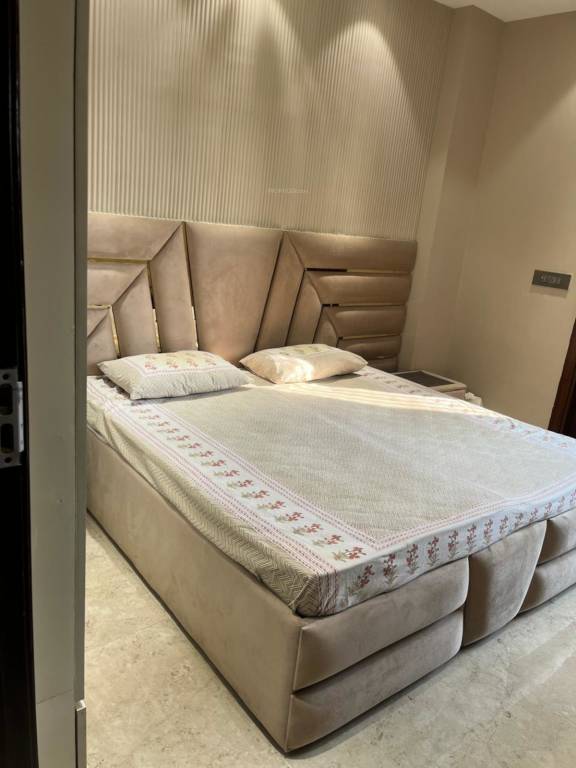  luxury floors Bedroom