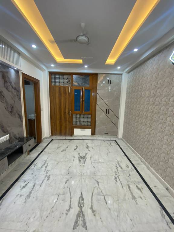  luxury floors Living Area