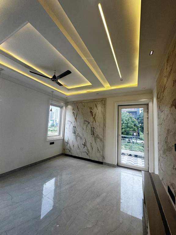  luxury builder floor Bedroom