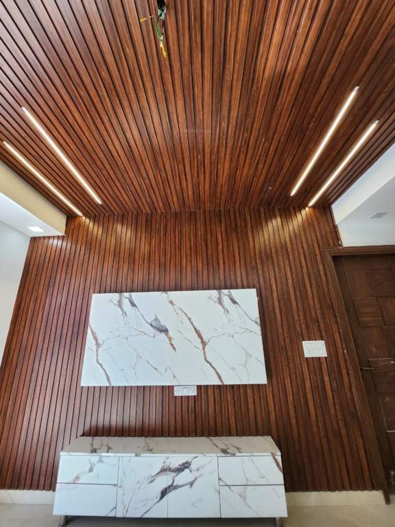  ji associate elegant floors 400 sqyd Living Area