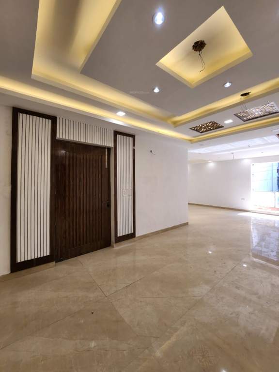  ji associate elegant floors 400 sqyd Living Area