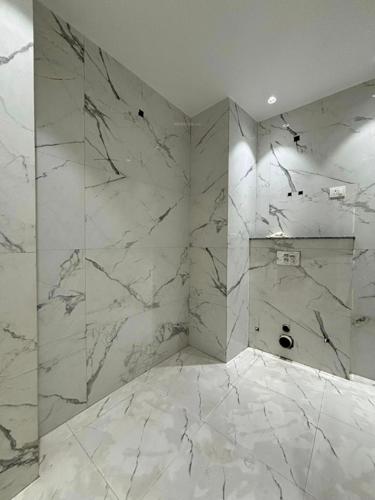  275-sqyd-ultra-luxary-floors-gupta-ji-associates Living Area