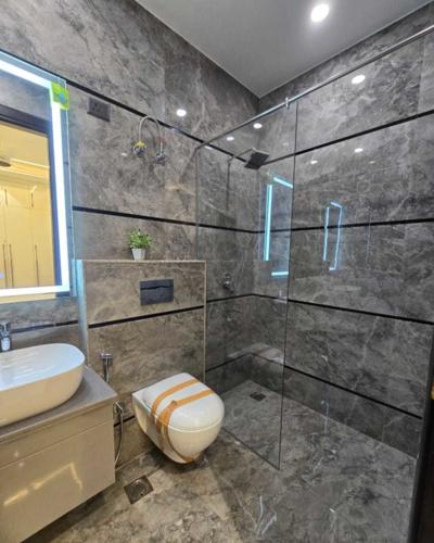  estate-luxury-floors Bedroom