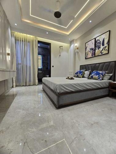  estate-luxury-floors Bedroom