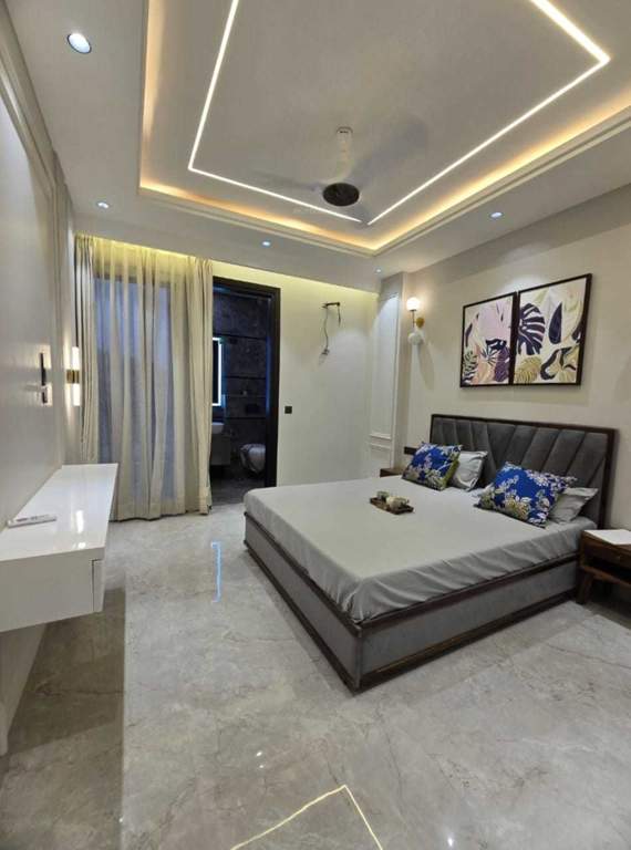  estate luxury floors Dining Area