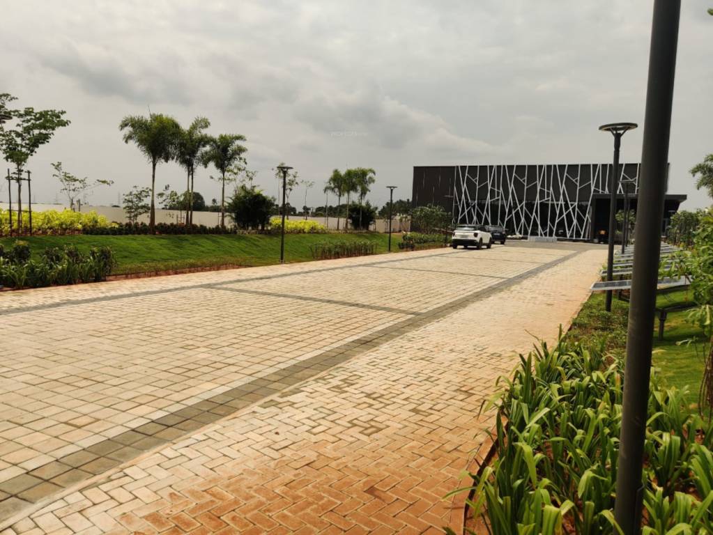  opus 96 Internal Roads & Footpaths