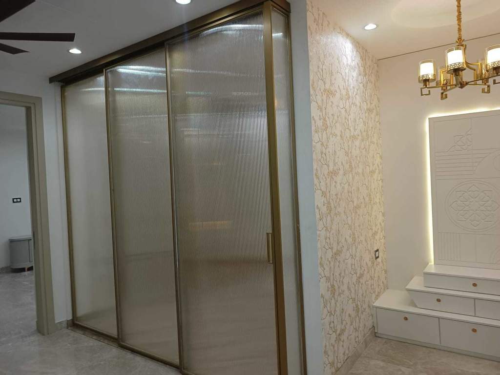  kd independent floors Living Area