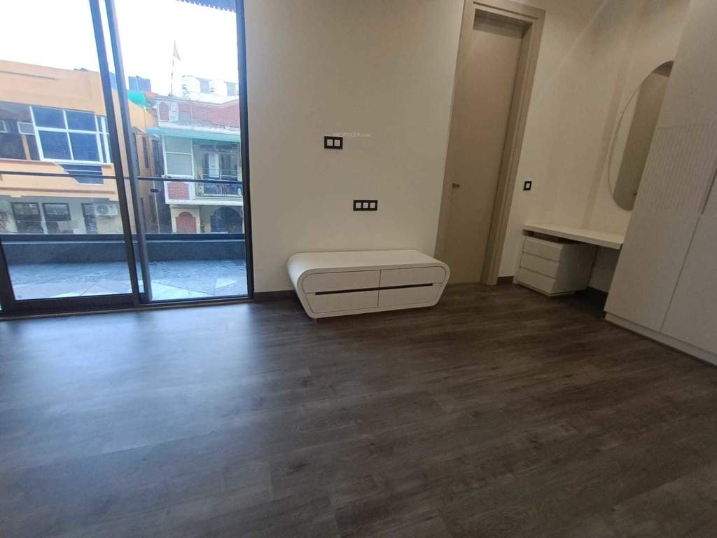  kd independent floors Living Area