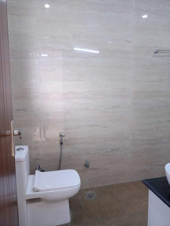  ultra luxury floors Bathroom