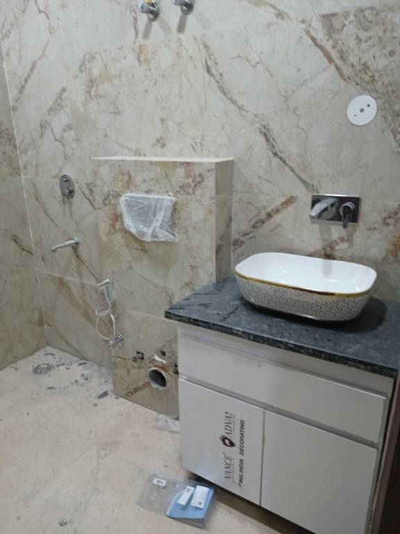  arihant luxury floors Bathroom