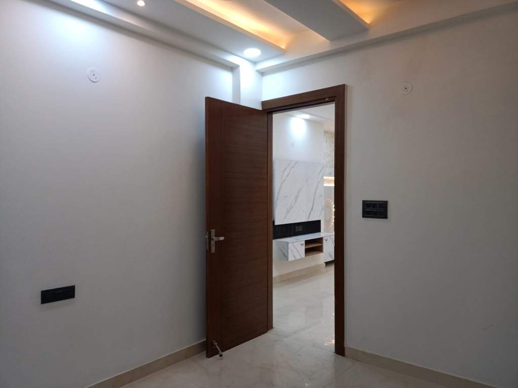  luxury floors Living Area