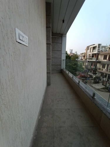  arihant-ultra-luxury-floors Living Area