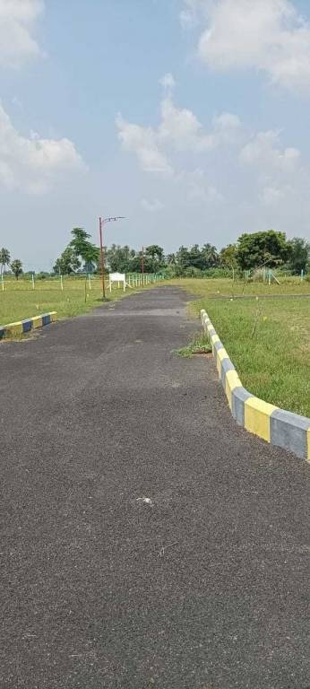  residential plots kadambathur Plot