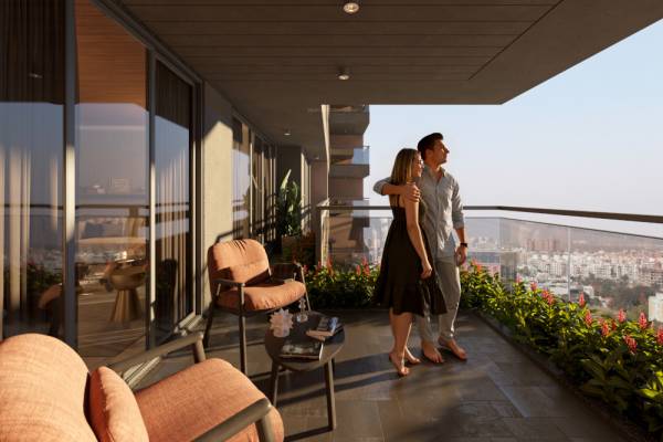  embrance-the-wind Balcony