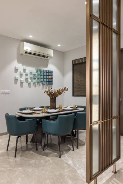  ornate-evita Dining Area