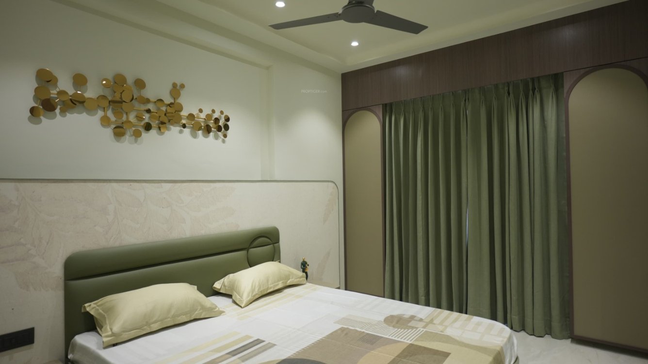  the manor heights Bedroom