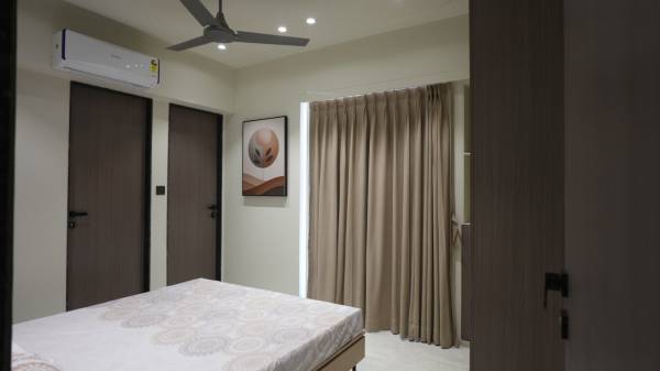 Bedroom the-manor-heights Bedroom