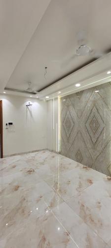  ultra-modern-builders-floor Bedroom