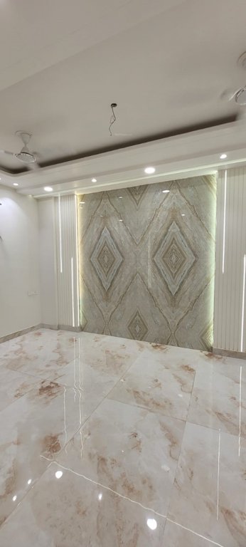  ultra modern builders floor Bedroom