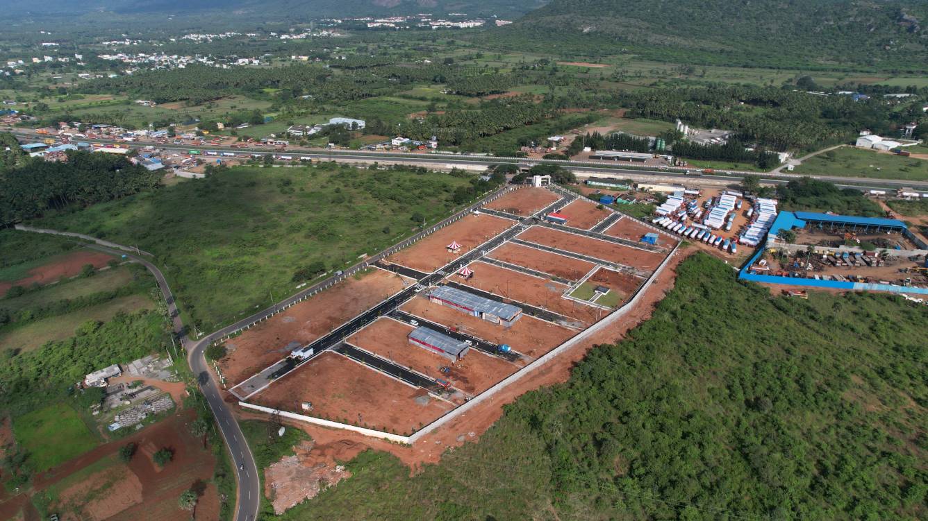 sarankis hill view Plot