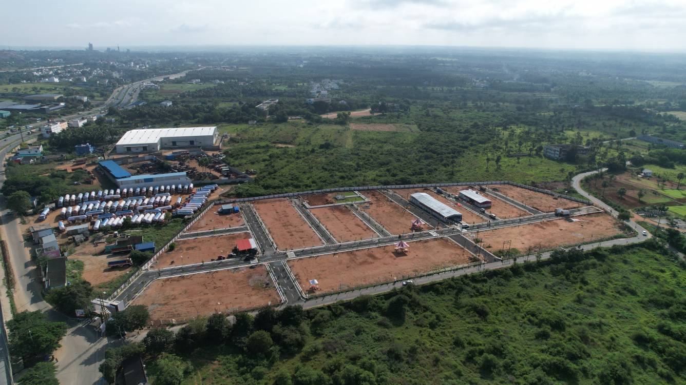 sarankis hill view Plot