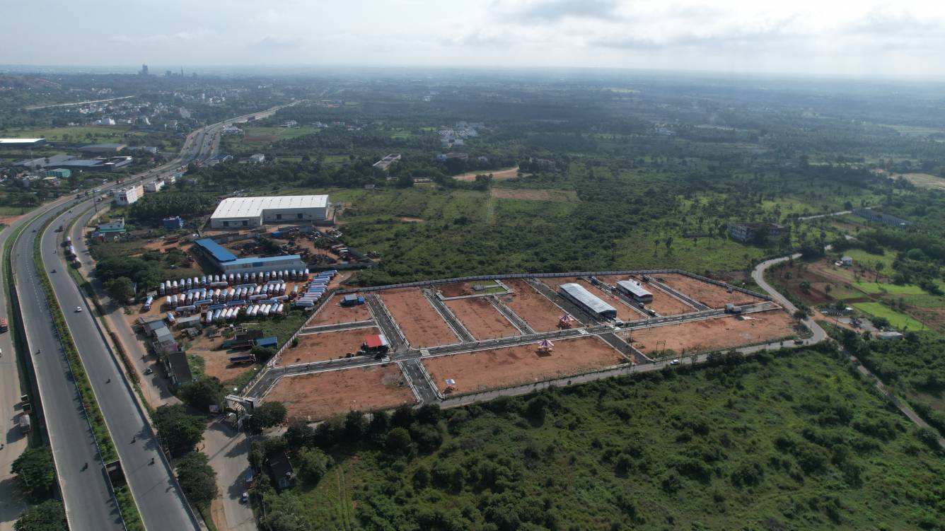 sarankis hill view Plot