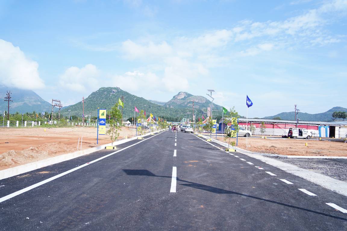 sarankis hill view Plot