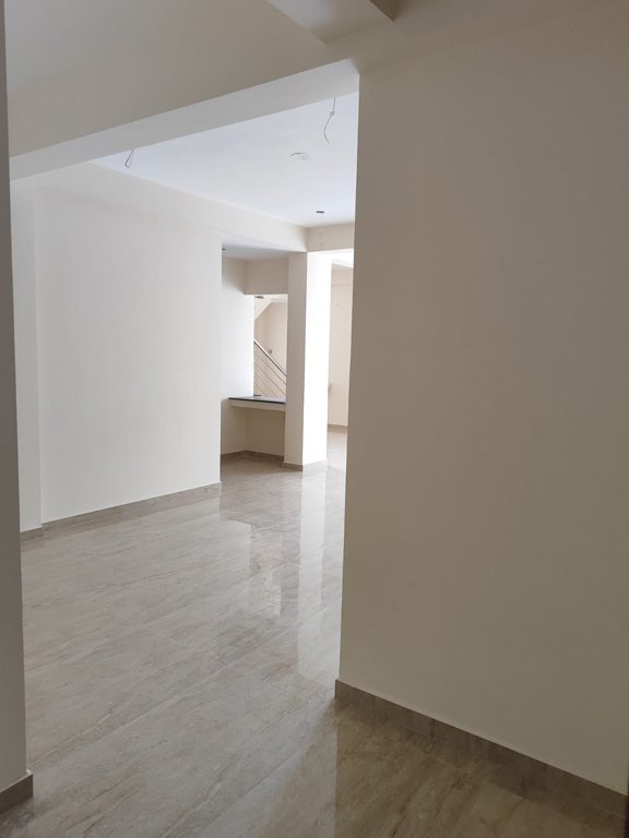  adyar vue Living Area