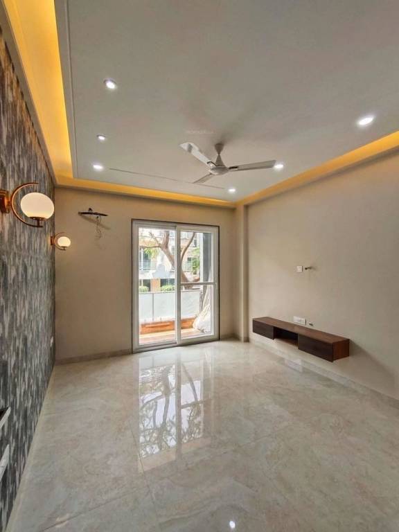  esencia sector 67 Bedroom