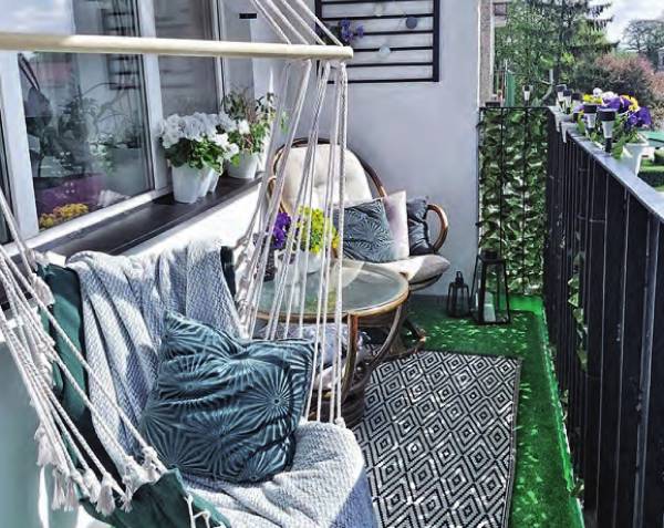 Balcony girija-apartment Balcony