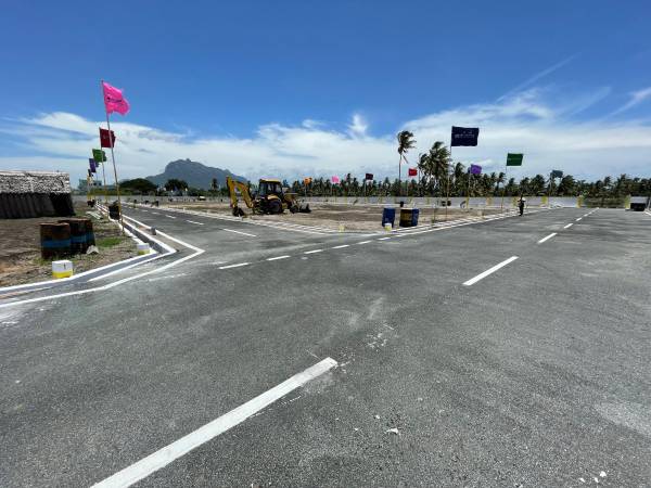  city-square Internal Roads & Footpaths