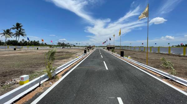  city-square Internal Roads & Footpaths