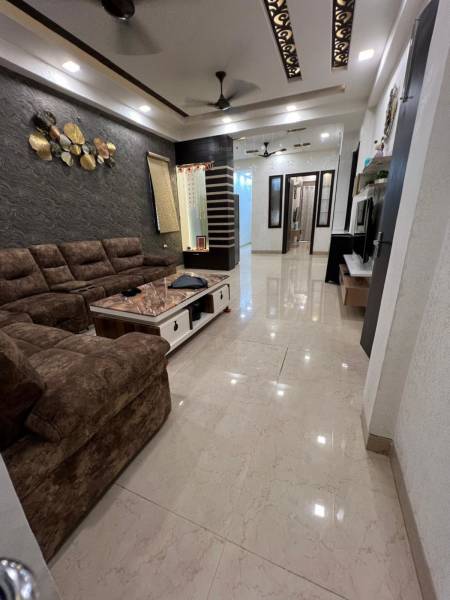  luxury-builder-floors Living Area