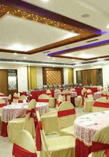  heritage-living Banquet Hall