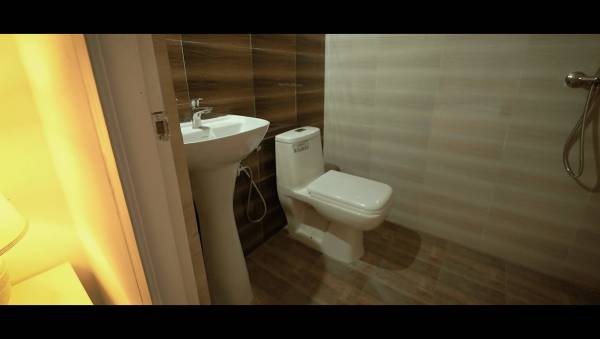  sitara-a4 Bathroom